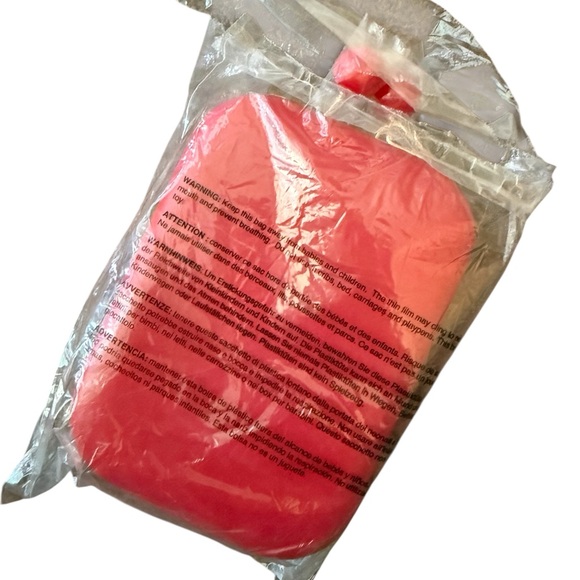 Elizabeth Arden Red Clutch with Gold Chain - Picture 8 of 9